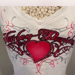 Harley-Davidson Women's White Sweatshirt with Red Heart Design made in the USA 9